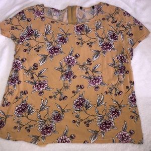 Cropped Shirt Size S